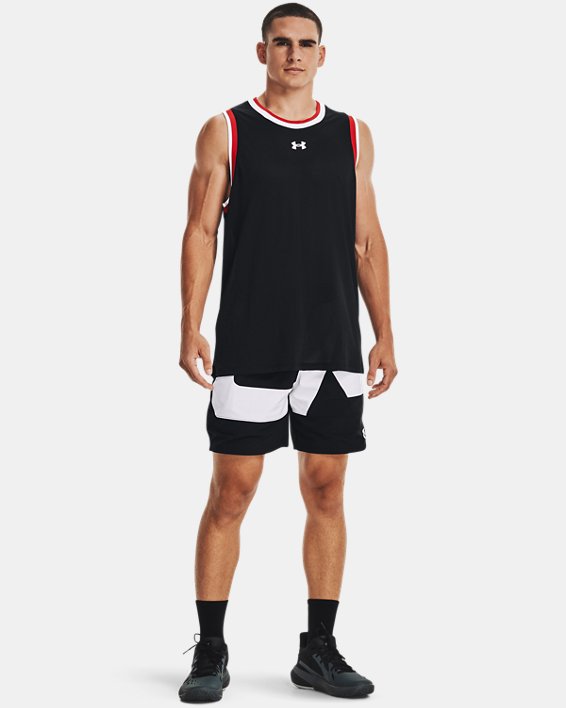 男士UA Baseline Woven短褲, Black, pdpMainDesktop image number 2